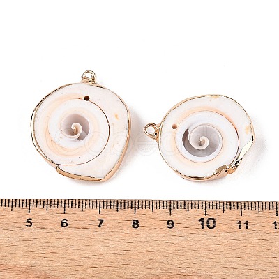 Natural Sea Shell Pendants SSHEL-N038-38A-1