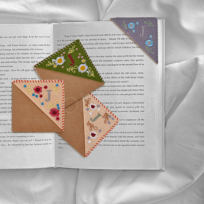 HOBBIESAY 4Pcs 4 Styles Season Theme Non-woven Felt Embroidery Corner Bookmarks FIND-HY0002-47B-1